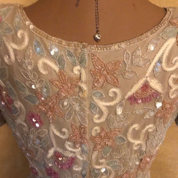 Easter Dream Vtg Adrianna Papell Silk beaded top - Picture 9 of 10
